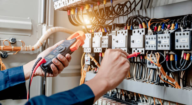 Best Licensed Electrician  in Newton, MA